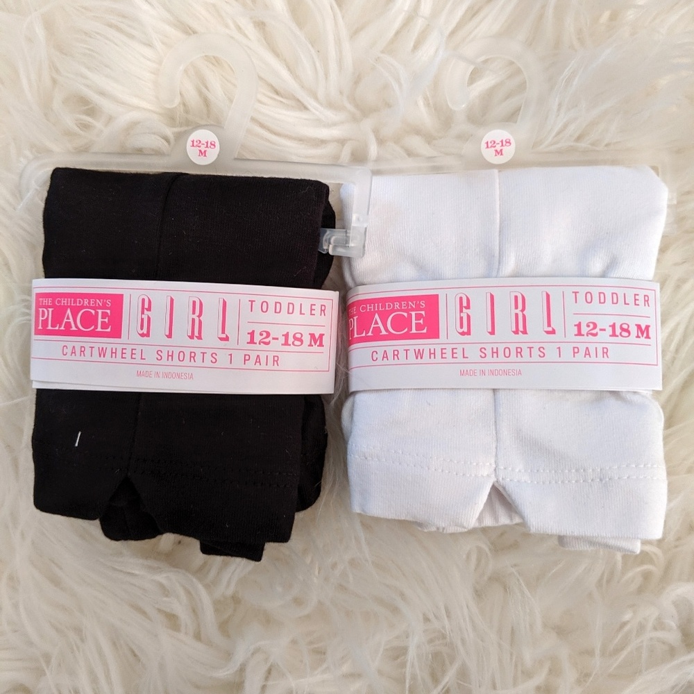 NWT 18m Girls Cartwheel Shorts Set of 2